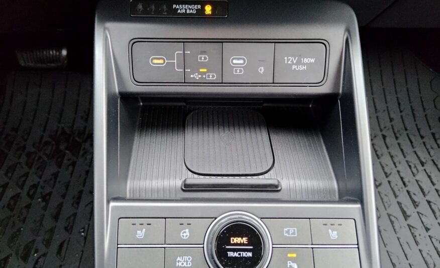 Hyundai Kona 120KM, automat – od ręki executive design tech